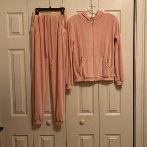 XS light pink Hotouch track suit